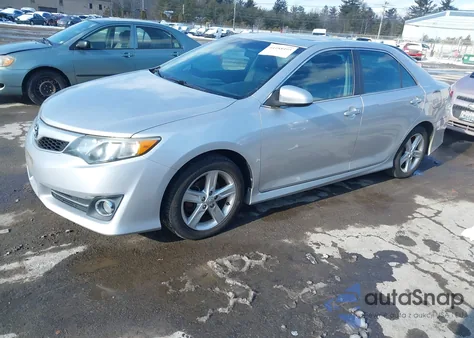 2014 Toyota Camry Se z USA, uszkodzony, nr VIN 4T1BF1FK7EU378379